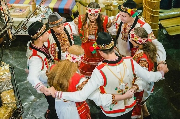 Вечорниці в «Колибі опришків»